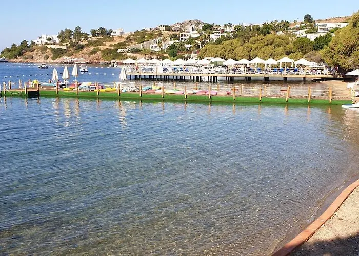 Yelken Bay מלון
